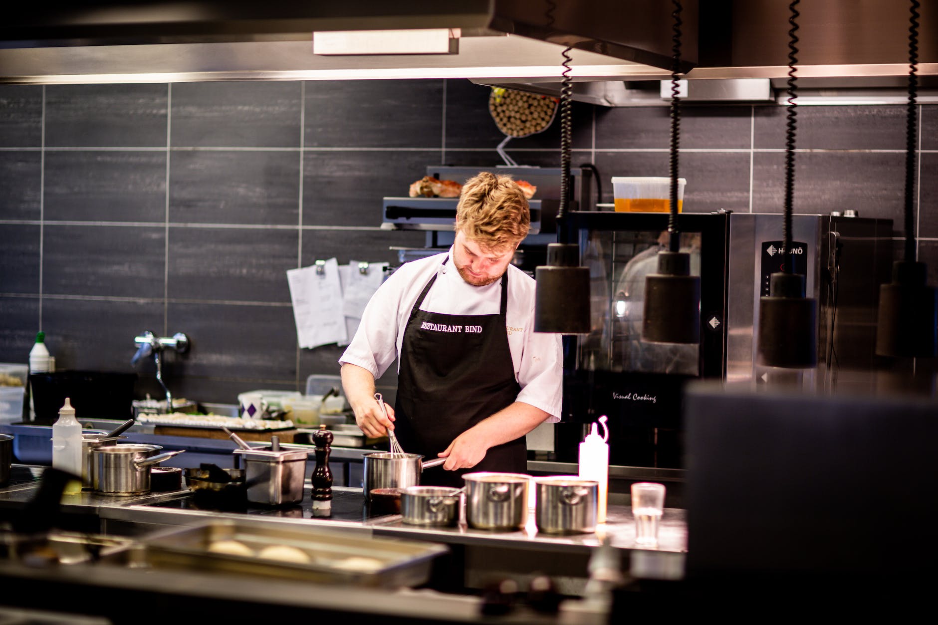 Sous Chef Job Description Sample GCCRecruitments   Pexels Photo 2544829 