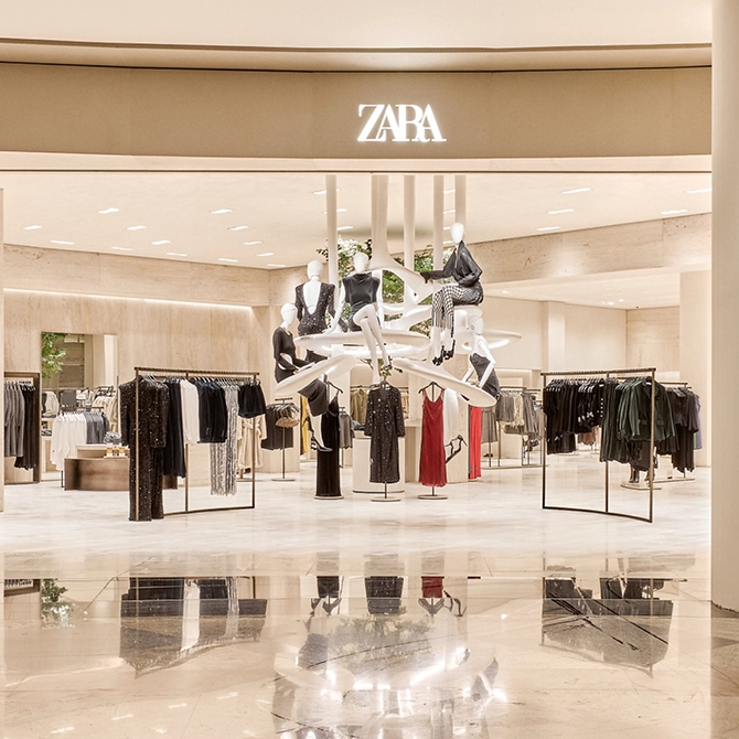 Zara Store Team in Dubai Mall